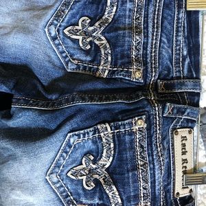 Rock Revival Straight Leg Jeans